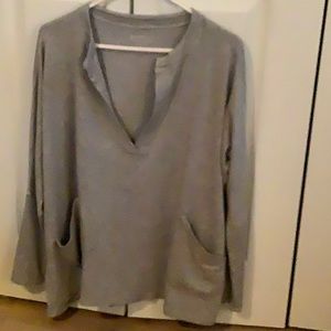 Beyond Yoga pullover tunic with pockets sz S